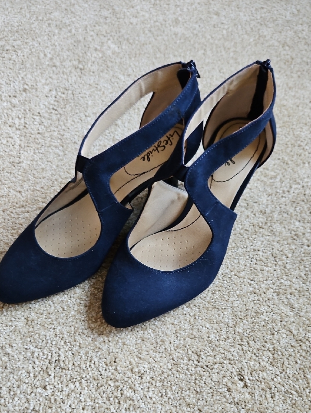 Life Stride Size 10W Navy Suede Cutout T-Strap Heels